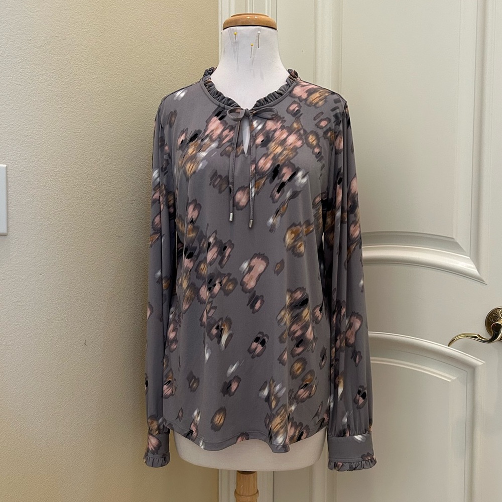 NWOT Calvin Klein gray and pink boho style  knit jersey top